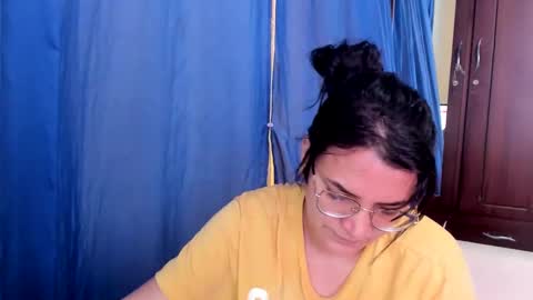 Snapshot of marilyn_garcia chatting on 02-04-25, 05:55 MARILYN SEXY online show from 02-04-25, 05:55