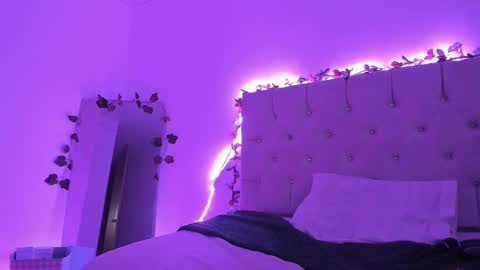 Marin kitoko online show from 12-13-24, 03:38