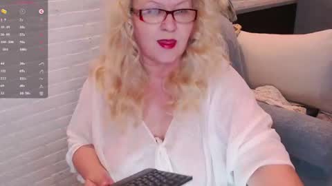 Snapshot of marinaabysss chatting on 07-19-26, 02:32 Marina online show from 07-19-26, 02:32