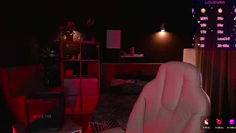 Marine  online show from 10-14-25, 02:07