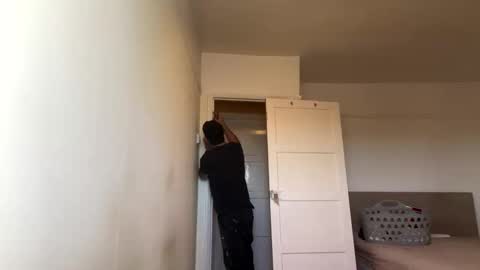 Snapshot of mariov43 chatting on 11-21-25, 10:03 mariov43 online show from 11-21-25, 10:03