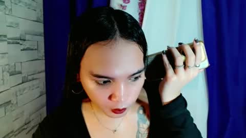 Snapshot of marishkafoxx chatting on 05-24-26, 12:48 marishka online show from 05-24-26, 12:48
