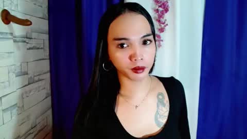 Snapshot of marishkafoxx chatting on 05-28-26, 07:00 marishka online show from 05-28-26, 07:00
