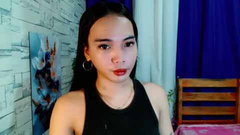 Snapshot of marishkafoxx chatting on 06-13-26, 09:40 marishka online show from 06-13-26, 09:40