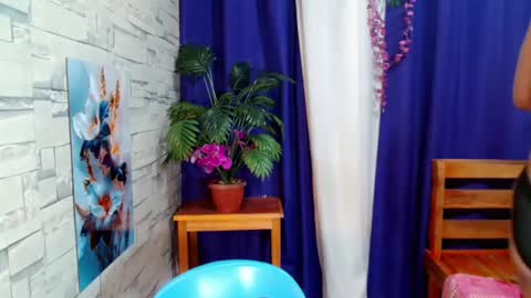 Snapshot of marishkafoxx chatting on 07-02-26, 11:27 marishka online show from 07-02-26, 11:27