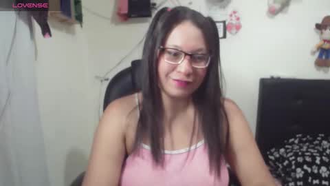 Snapshot of maritsa_millerr chatting on 10-06-25, 12:02 maritsa online show from 10-06-25, 12:02