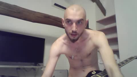 Snapshot of mariusbornofsin chatting on 12-03-25, 10:41 mariusbornofsin online show from 12-03-25, 10:41