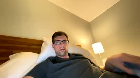 Snapshot of mark183843 chatting on 03-02-25, 02:41 mark183843 online show from 03-02-25, 02:41