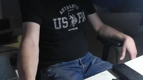 Snapshot of mark50569 chatting on 04-05-26, 09:01 mark50569 online show from 04-05-26, 09:01