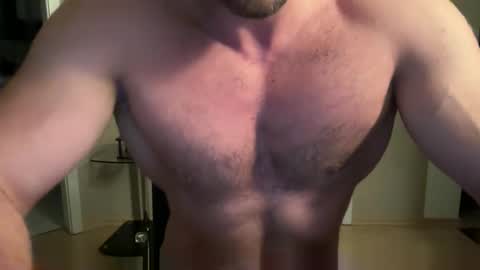 Snapshot of mark9222222 chatting on 10-07-25, 08:17 mark9222222 online show from 10-07-25, 08:17