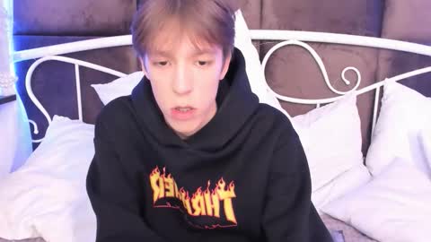 Mark online show from 09-30-25, 04:12