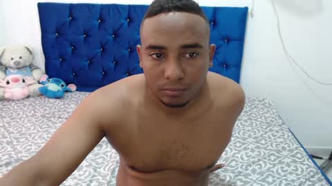 Snapshot of mark_castro chatting on 04-03-26, 04:05 mark online show from 04-03-26, 04:05