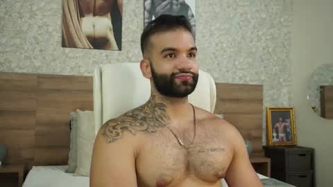 Snapshot of mark_hazze chatting on 03-11-25, 02:10 Mark online show from 03-11-25, 02:10