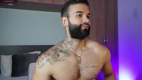 Snapshot of mark_hazze chatting on 10-06-25, 09:01 Mark online show from 10-06-25, 09:01