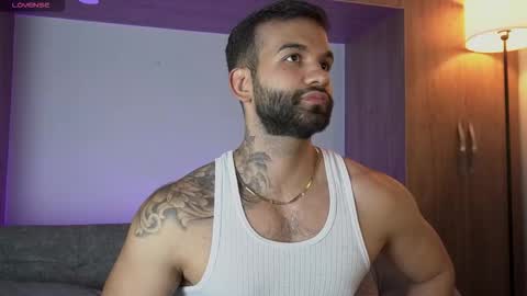 Snapshot of mark_hazze chatting on 02-10-26, 11:31 Mark online show from 02-10-26, 11:31