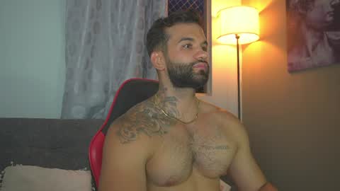 Snapshot of mark_hazze chatting on 07-15-26, 11:43 Mark online show from 07-15-26, 11:43