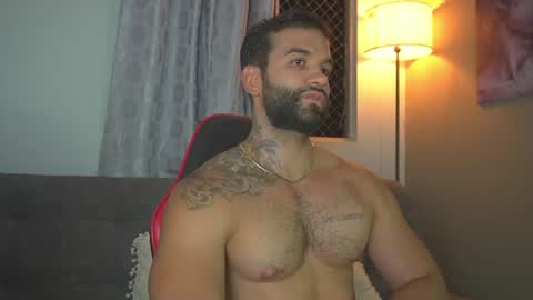 Snapshot of mark_hazze chatting on 08-04-26, 12:25 Mark online show from 08-04-26, 12:25