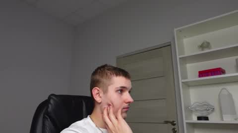 Snapshot of mark_karson chatting on 02-13-26, 06:59 MARK KARSON online show from 02-13-26, 06:59