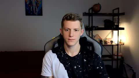 Snapshot of mark_shturman chatting on 12-19-25, 06:31 mark_shturman online show from 12-19-25, 06:31