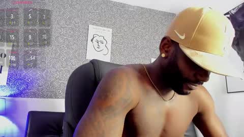 Snapshot of mark_vega chatting on 03-06-26, 03:03 Mark online show from 03-06-26, 03:03