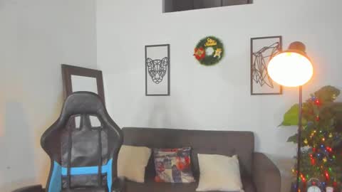 mark_x23 online show from 12-21-25, 01:35