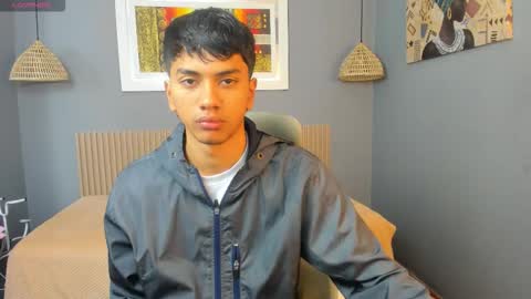 Snapshot of markbowie chatting on 09-10-25, 11:32 markbowie online show from 09-10-25, 11:32