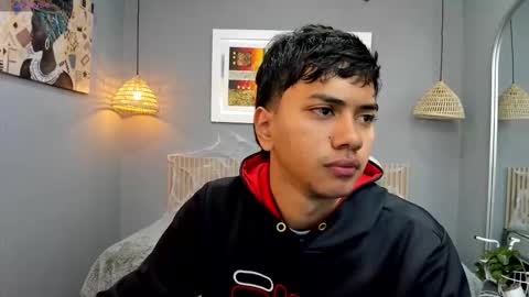 Snapshot of markbowie chatting on 10-11-25, 11:42 markbowie online show from 10-11-25, 11:42