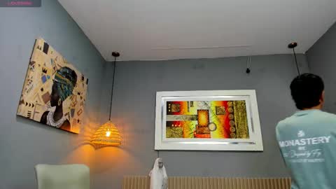 Snapshot of markbowie chatting on 11-06-25, 02:18 markbowie online show from 11-06-25, 02:18