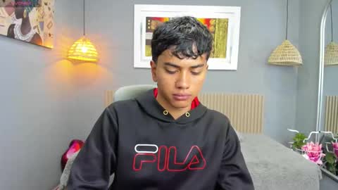 Snapshot of markbowie chatting on 11-08-25, 11:21 markbowie online show from 11-08-25, 11:21