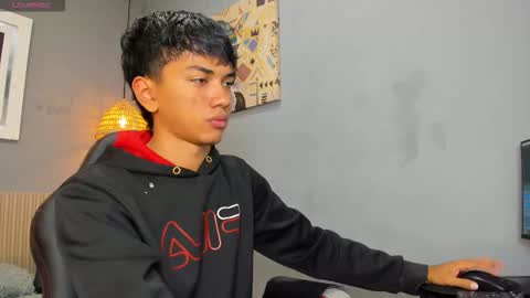 Snapshot of markbowie chatting on 11-21-25, 11:31 markbowie online show from 11-21-25, 11:31