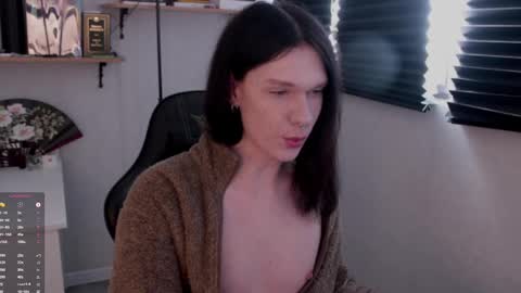 Mark online show from 02-09-25, 01:03