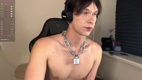 Mark online show from 10-21-25, 03:02