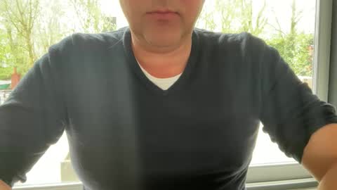 Snapshot of markfalcfalc chatting on 04-13-26, 09:48 markfalcfalc online show from 04-13-26, 09:48