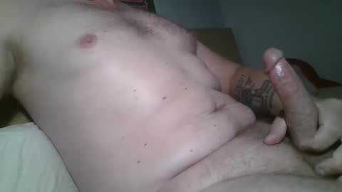 Snapshot of markinside chatting on 10-21-25, 10:21 markinside online show from 10-21-25, 10:21