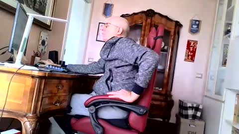 Snapshot of markmarkmark00 chatting on 02-05-26, 09:58 markmarkmark00 online show from 02-05-26, 09:58