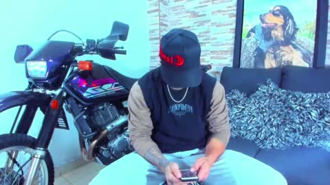 Snapshot of marko_toro__ chatting on 12-17-24, 11:06 Sebastian online show from 12-17-24, 11:06