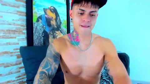 Snapshot of marko_toro__ chatting on 01-05-25, 01:03 Sebastian online show from 01-05-25, 01:03