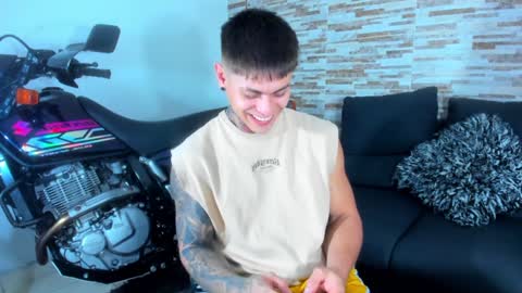 Snapshot of marko_toro__ chatting on 01-13-25, 06:06 Sebastian online show from 01-13-25, 06:06