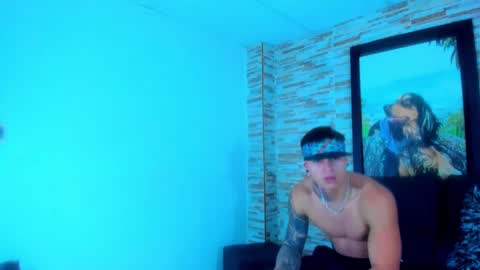 Snapshot of marko_toro__ chatting on 02-22-25, 05:02 Sebastian online show from 02-22-25, 05:02