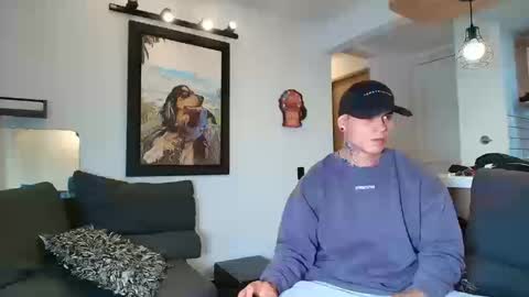 Snapshot of marko_toro__ chatting on 09-17-25, 10:22 Sebastian online show from 09-17-25, 10:22