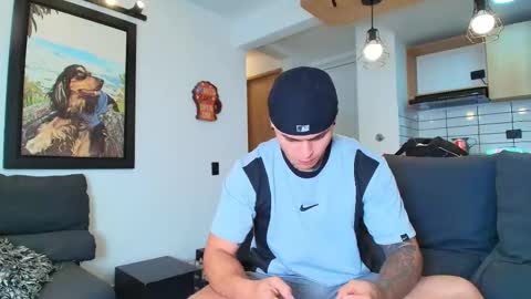 Snapshot of marko_toro__ chatting on 09-18-25, 05:48 Sebastian online show from 09-18-25, 05:48