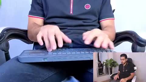 Snapshot of markoss_miles chatting on 07-25-26, 11:52 Markos online show from 07-25-26, 11:52