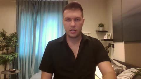 Snapshot of markster9696 chatting on 03-11-25, 01:12 markster9696 online show from 03-11-25, 01:12