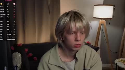 Snapshot of marksus_vasabi chatting on 03-07-26, 09:12 Mark online show from 03-07-26, 09:12