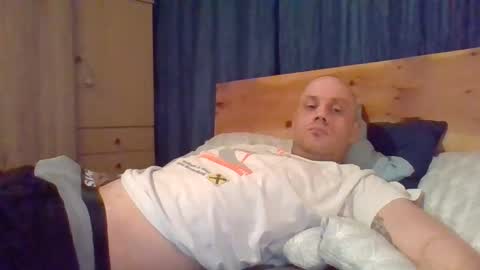 Snapshot of markus_7 chatting on 03-04-25, 07:01 markus_7 online show from 03-04-25, 07:01