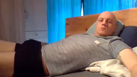 Snapshot of markus_7 chatting on 03-12-25, 11:31 markus_7 online show from 03-12-25, 11:31