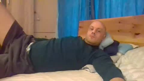 Snapshot of markus_7 chatting on 09-24-25, 11:46 markus_7 online show from 09-24-25, 11:46