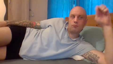 Snapshot of markus_7 chatting on 10-08-25, 11:30 markus_7 online show from 10-08-25, 11:30