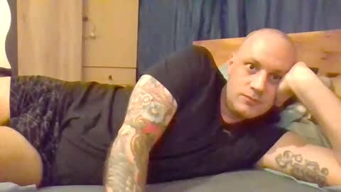 Snapshot of markus_7 chatting on 10-15-25, 10:54 markus_7 online show from 10-15-25, 10:54