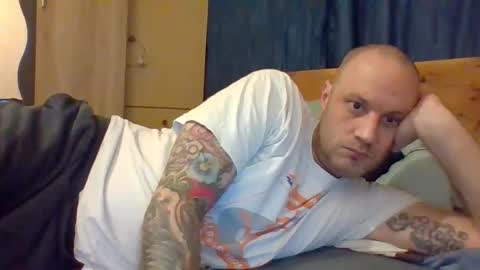 Snapshot of markus_7 chatting on 11-02-25, 06:21 markus_7 online show from 11-02-25, 06:21